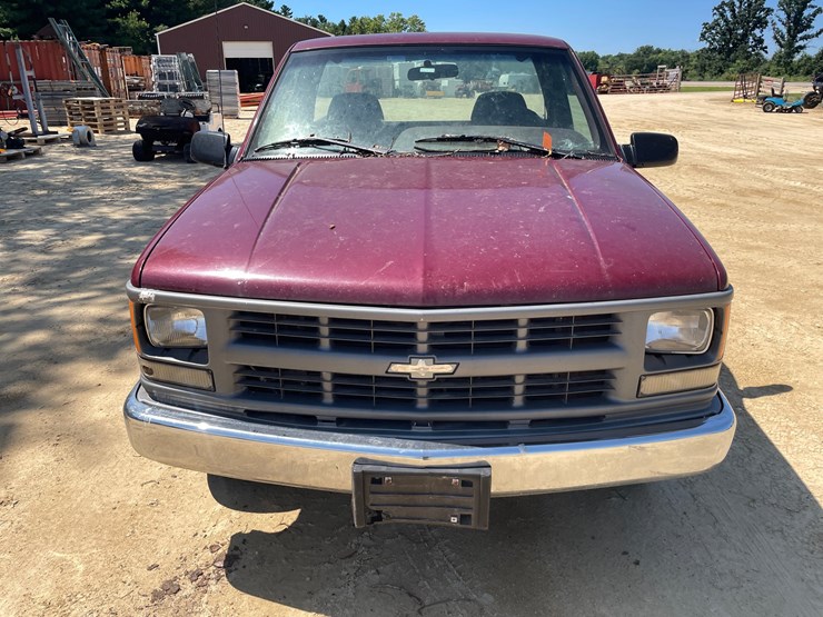 #207-•-1996-cheverloet-silverado-1500-(has-wi-title)-image-2
