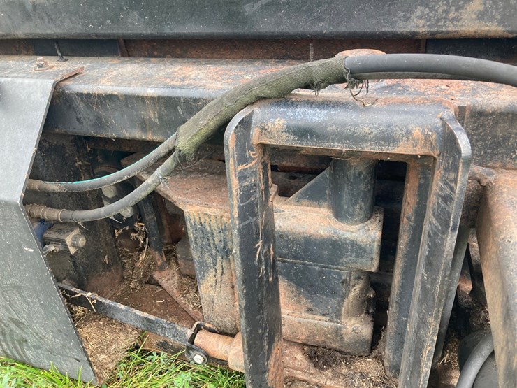 grouser-4200-image-14