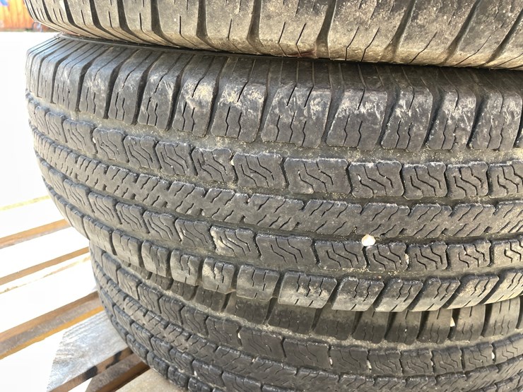 #3585-•-(4)-provider-st-radial-trailer-tires-image-10