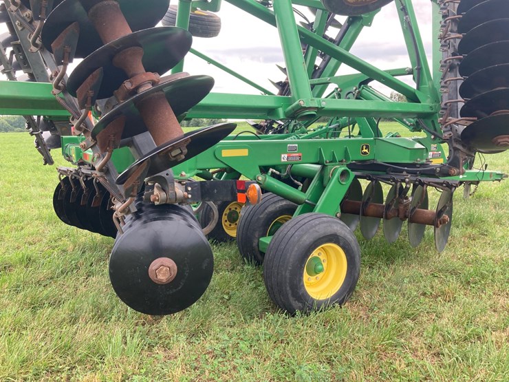 2015-john-deere-2620-image-13