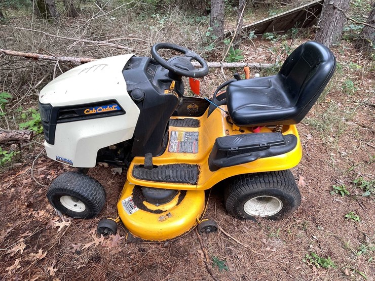 #5755-•-cub-cadet-riding-lawn-mower-ltx-1045-hydraulic-image-2