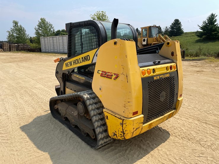 2016-new-holland-c227-image-7