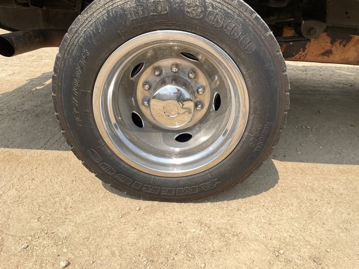 2015-ford-f550-image-86