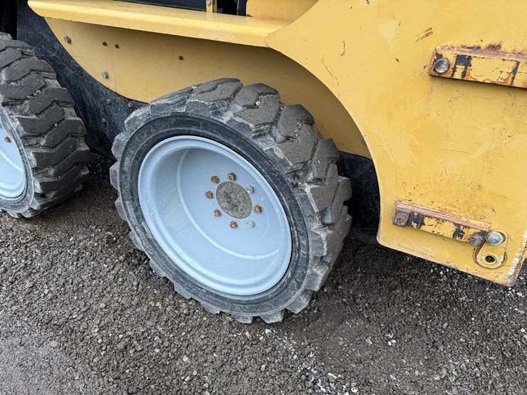 caterpillar-268b-image-15