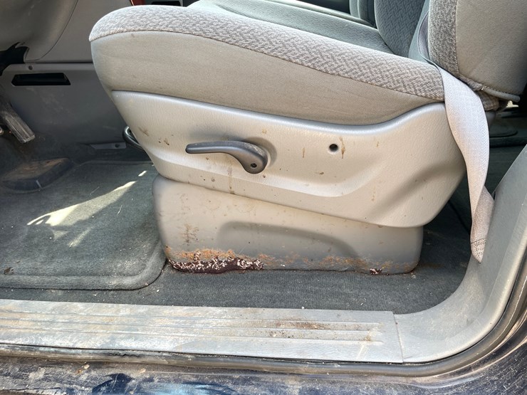 2006-chrysler-town-&-country-image-35