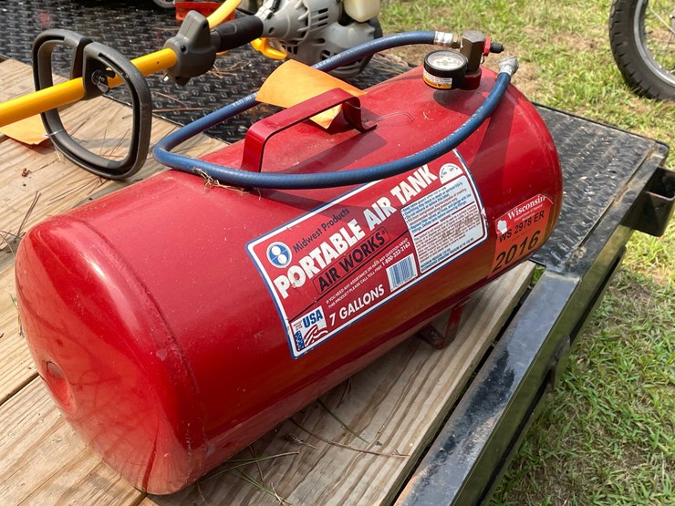 #5724-•-portable-air-tank-image-3