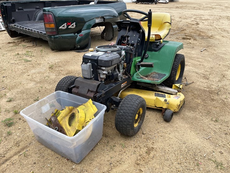 john-deere-lx172-image-1