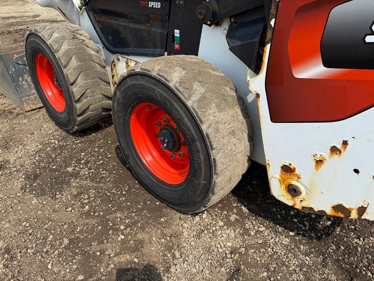 2020-bobcat-s76-image-15
