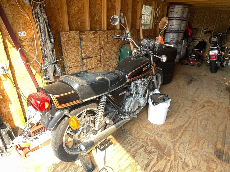 #5707-•-1978-suzuki-gs550-(no-title)-image-3