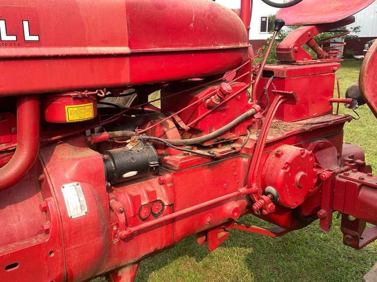 #5700-•-1947-mccormick-farmall-international-harvester-image-13