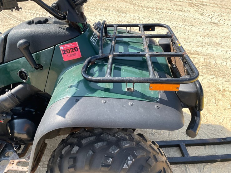 #1231-•-2000-arctic-cat-4-wheeler-with-5'-moose-plow-image-23