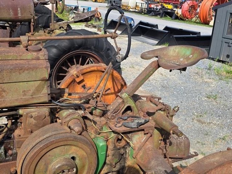 john-deere-a-image-12