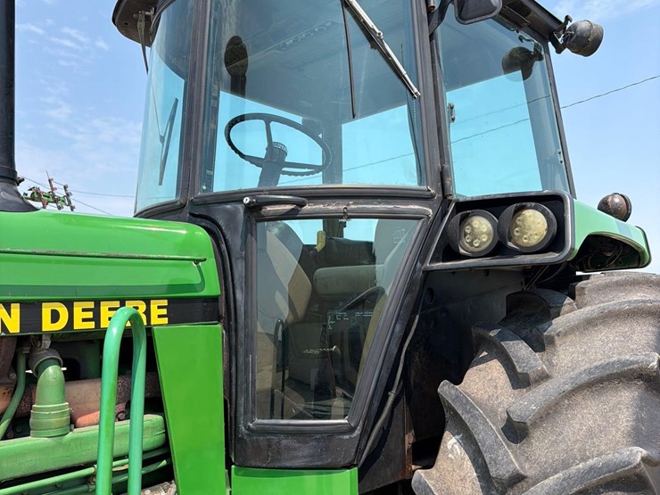 john-deere-4450-image-16