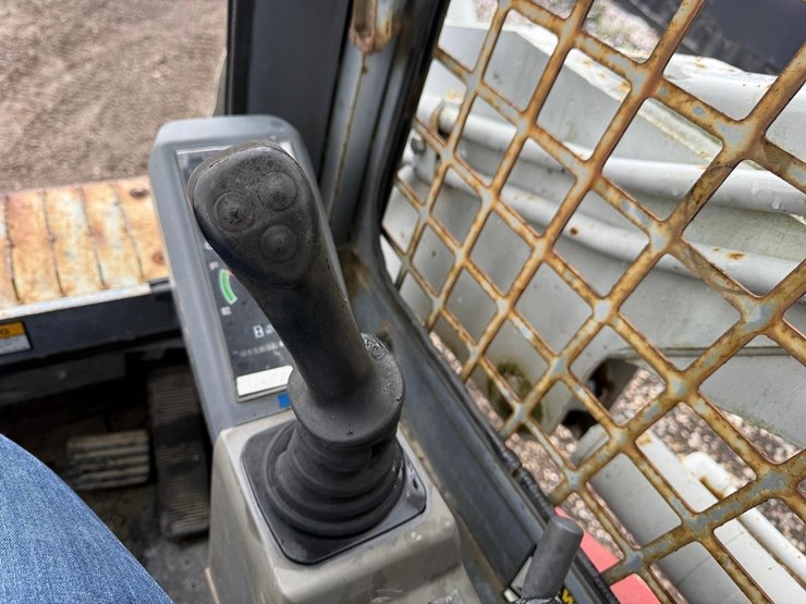 takeuchi-tl130-image-22