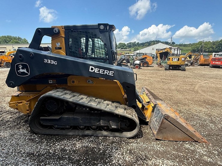 2023-deere-333g-image-5