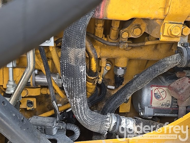 2014-deere-310sk-image-49