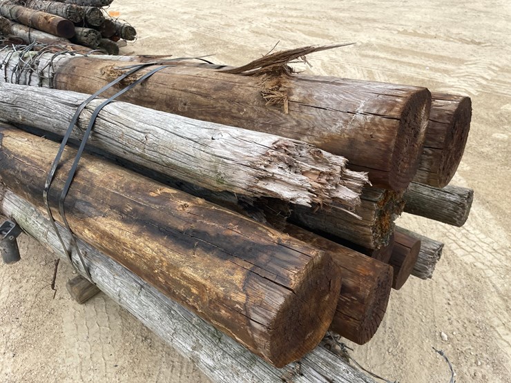 #3611-•-bundle-of-used-round-posts-image-10