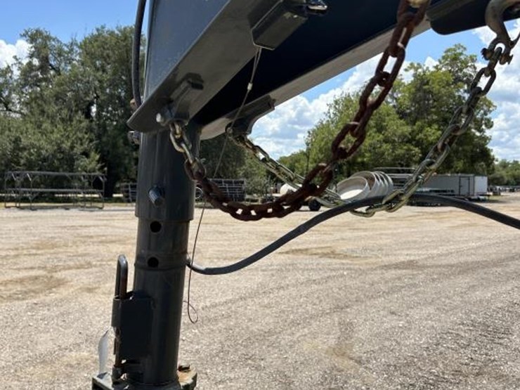 2019-gooseneck-load-trail-image-10