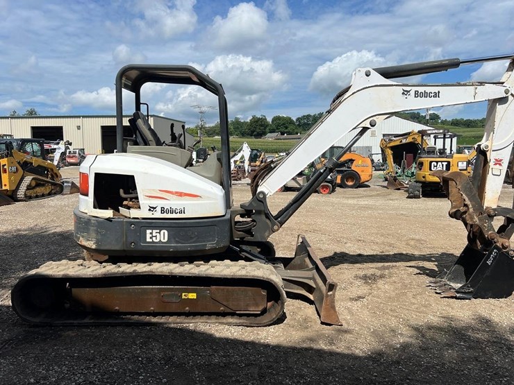 2015-bobcat-e50-image-7