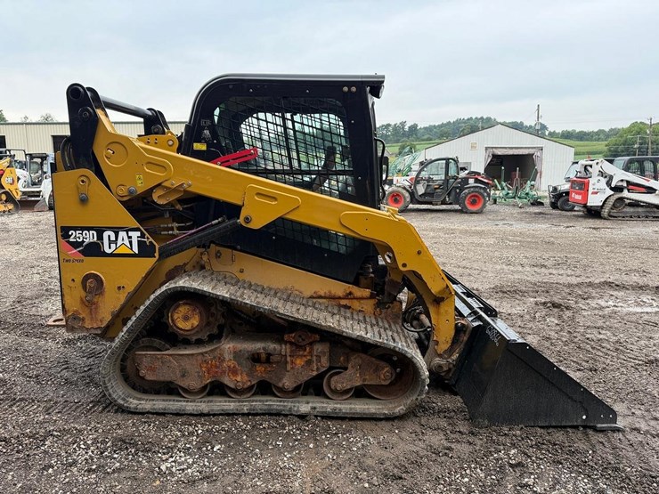 2019-caterpillar-259d-image-5