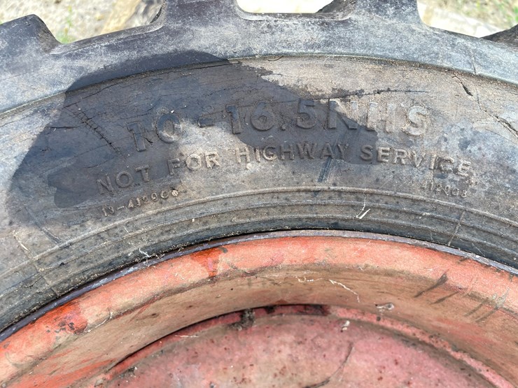 #3592-•-dico-8-lug-pattern-tire-and-rim-image-6