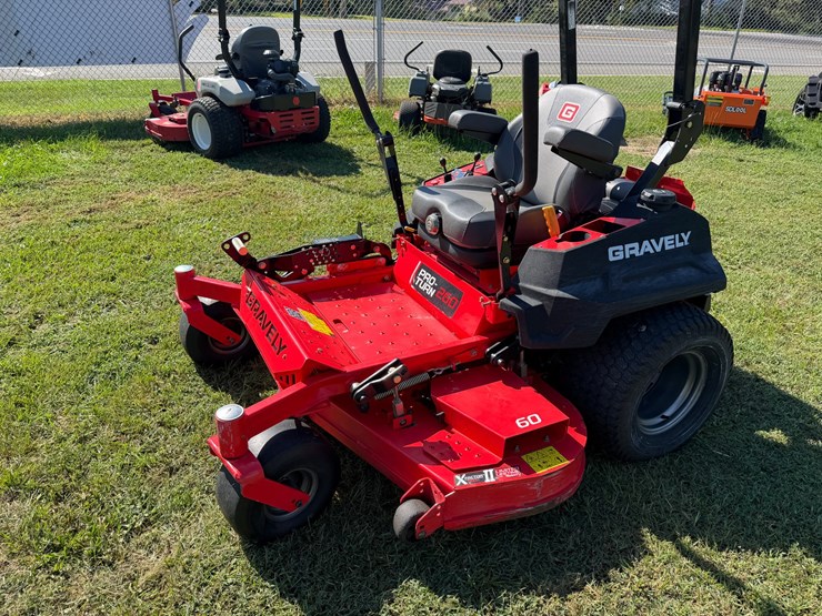 gravely-proturn-260-image-3