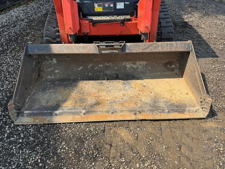 2024-kubota-svl97-2-image-9