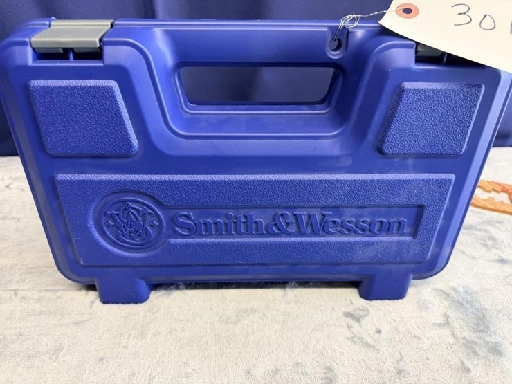 gs---smith-and-wesson-model-48-image-2