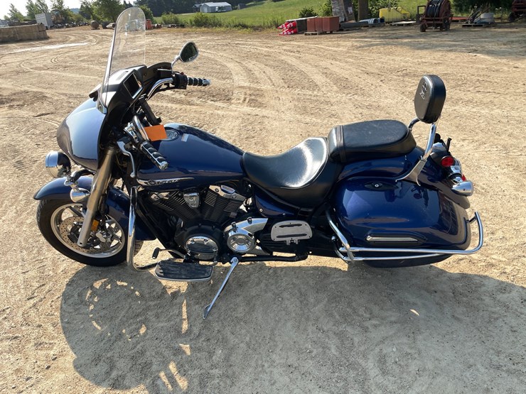 #1216-•-2013-yamaha-v-star-1300cc-motorcycle-(has-wi-title)-image-8