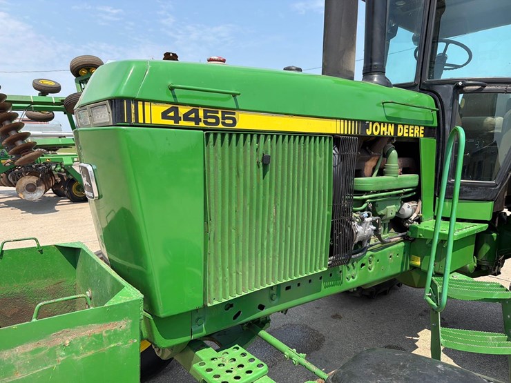 john-deere-4450-image-19