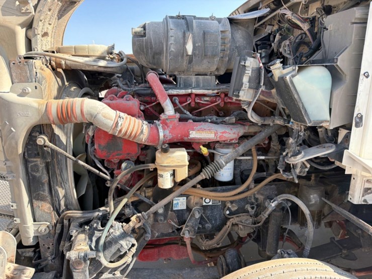 2013-kenworth-t660-image-14
