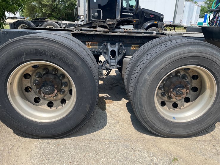 2020-kenworth-t680-image-5