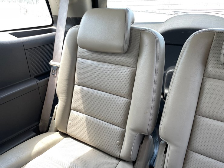 2008-ford-taurus-x-image-50