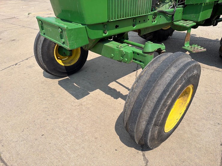 john-deere-4030-image-9