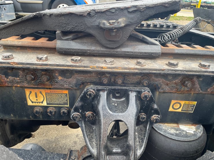2020-kenworth-t680-image-21