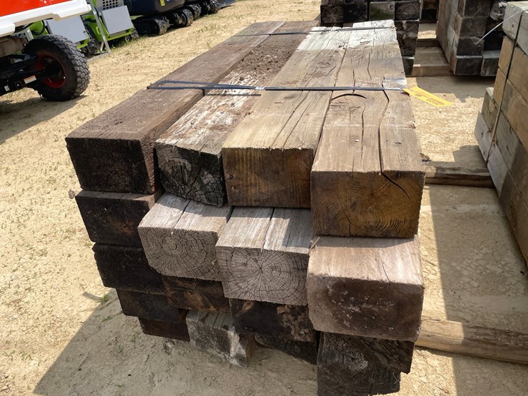 #3608-•-bundle-of-used-guard-rail-posts-image-9