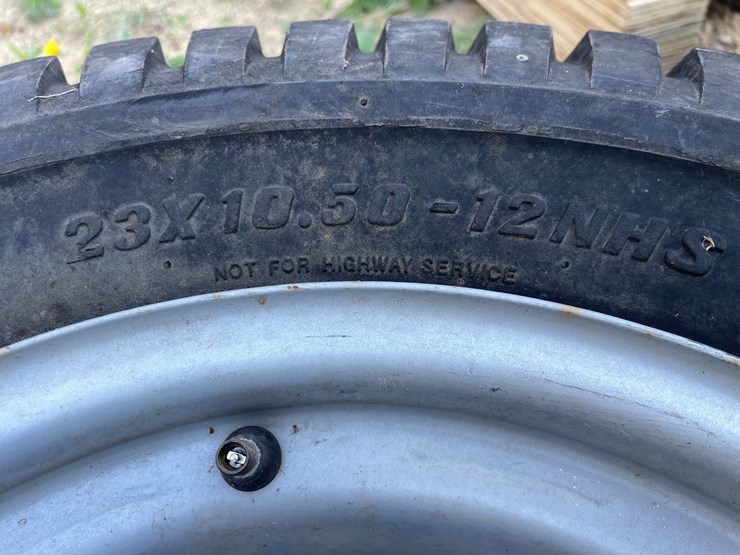 #3591-•-(2)-carlisle-tires-and-rims-image-6