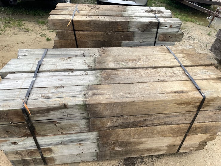 #3634-•-bundle-of-used-guard-rail-posts-image-9