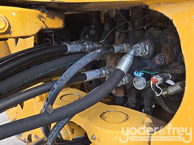 2012-deere-310sk-image-33