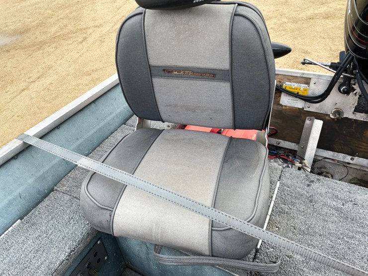 #1221-•-1987-16'-bass-tracker-aluminum-boat-(has-wi-title)-image-44