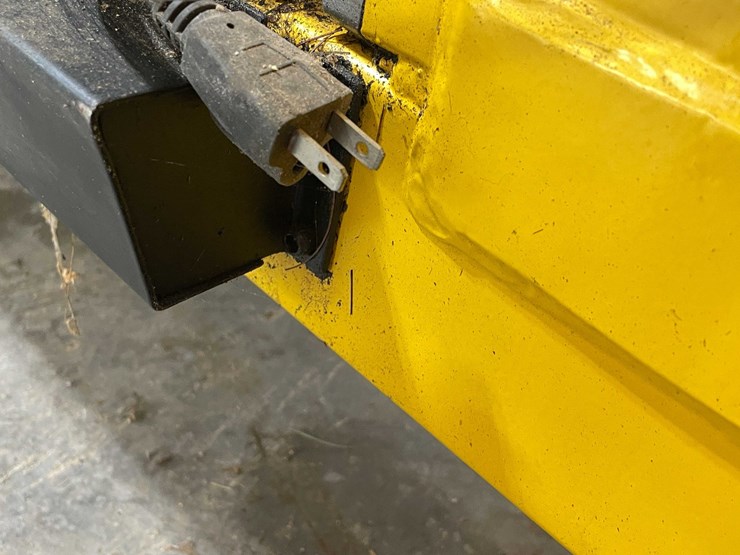 #5747-•-log-splitter-image-7