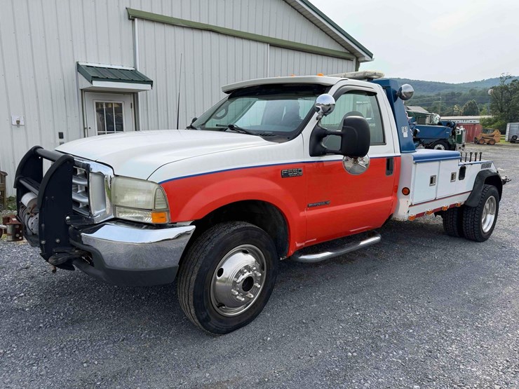 2000-ford-f550-image-1