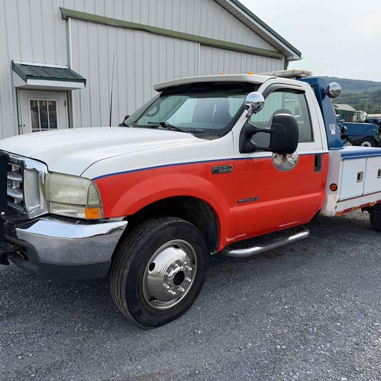 2000 FORD F550
