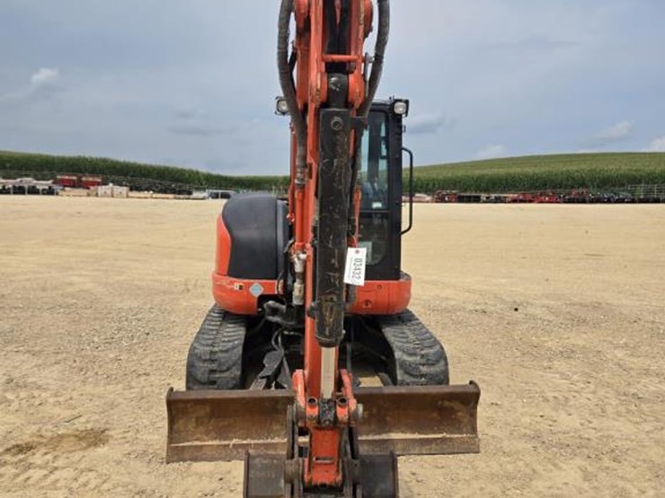 2020-kubota-u55-image-7