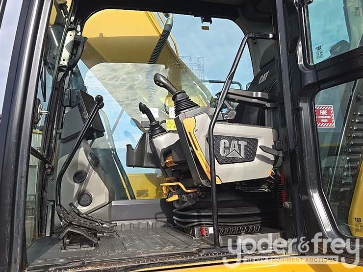 2019-caterpillar-336-image-65