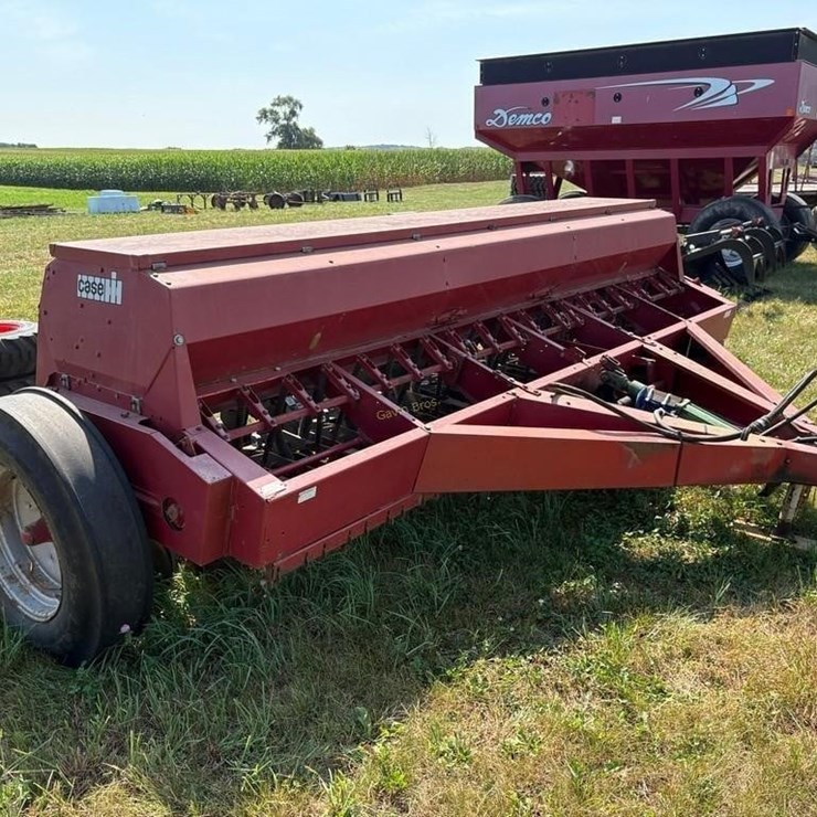 INTERNATIONAL 5100