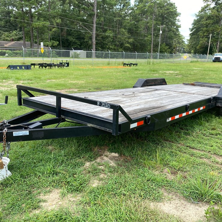 #117 • 2023 New Generation 7’x 26"with Dovetail utility trailer