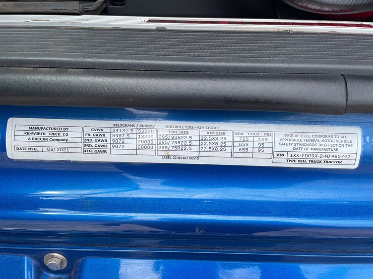 2022-kenworth-t680-image-29