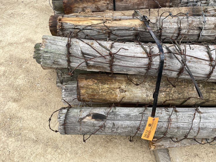 #3612-•-bundle-of-used-round-posts-image-8