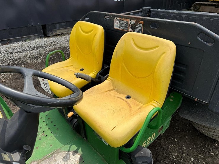 2014-john-deere-gator-tx-image-15
